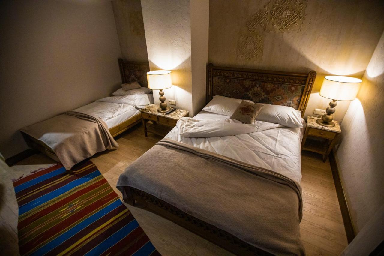 Boutique Ethno Hotel 기우므리 외부 사진