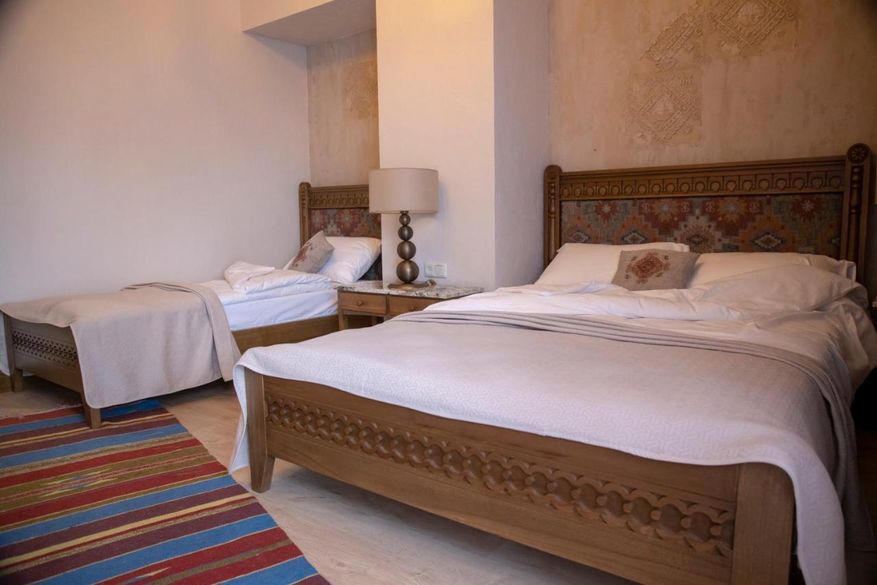 Boutique Ethno Hotel 기우므리 외부 사진