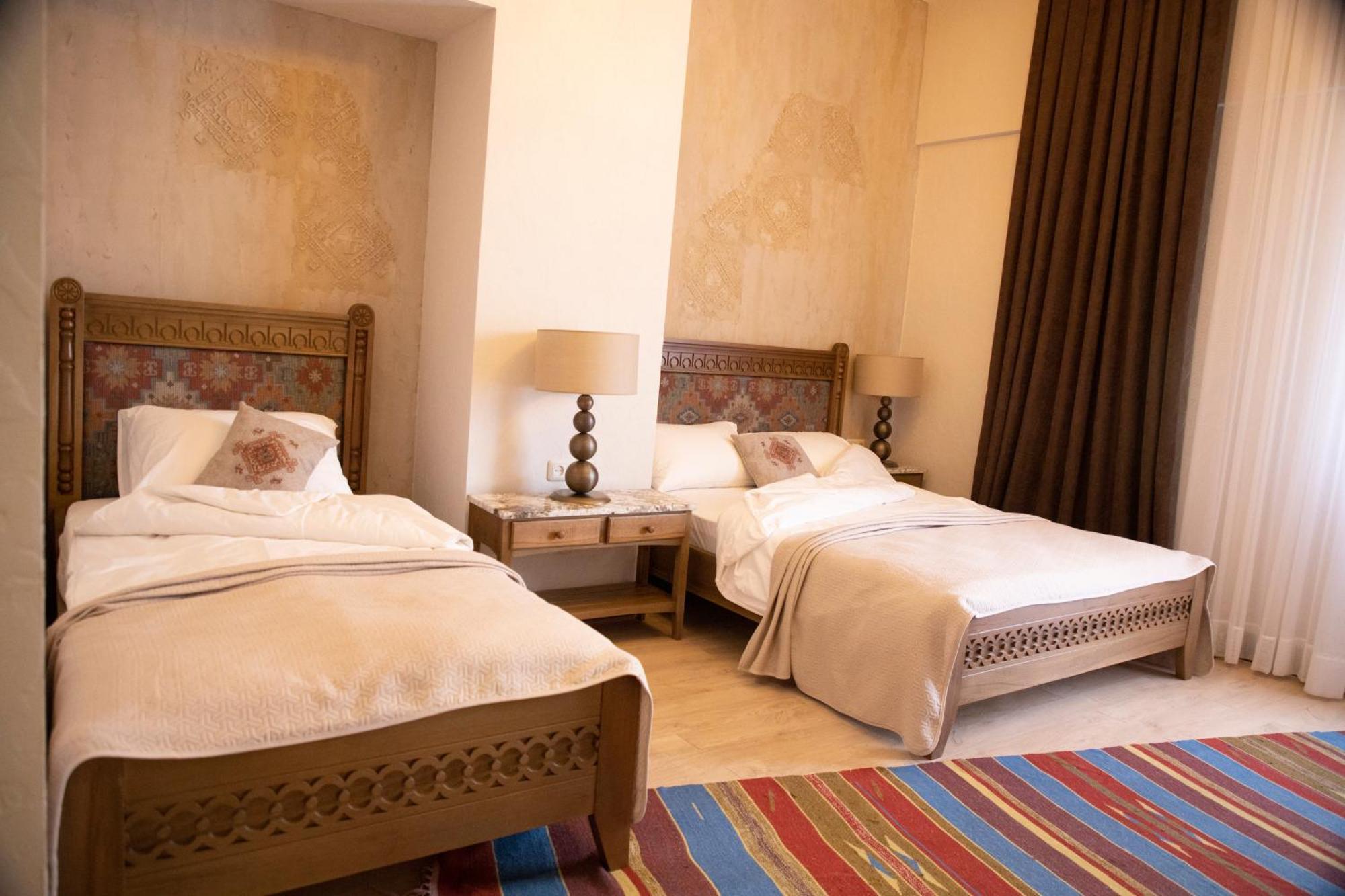 Boutique Ethno Hotel 기우므리 외부 사진