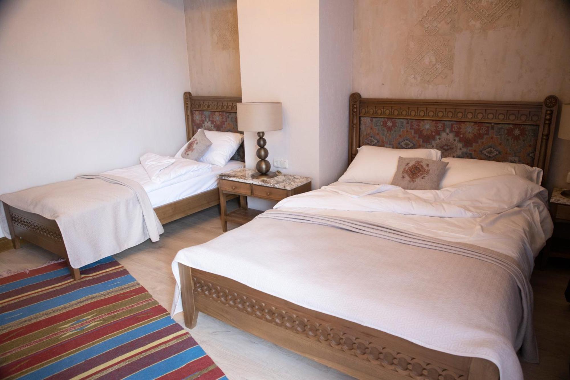 Boutique Ethno Hotel 기우므리 외부 사진
